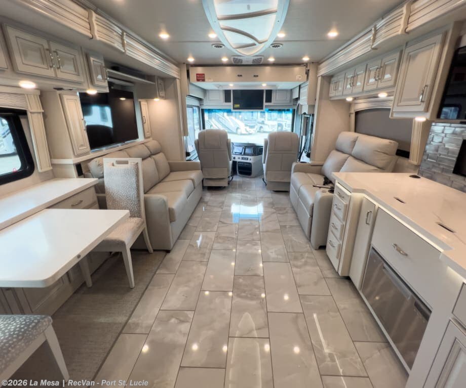 2026 Discovery 38W by Fleetwood from La Mesa | RecVan - Port St. Lucie in Port St. Lucie, Florida