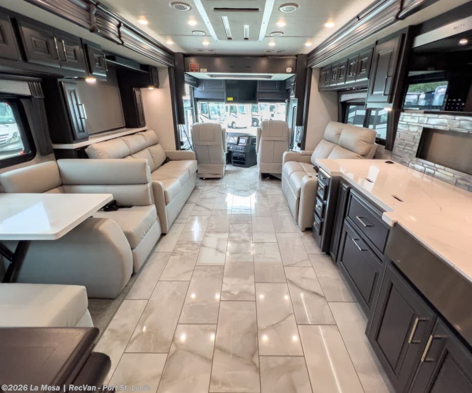 2026 Discovery LXE 40M-LXE by Fleetwood from La Mesa | RecVan - Port St. Lucie in Port St. Lucie, Florida