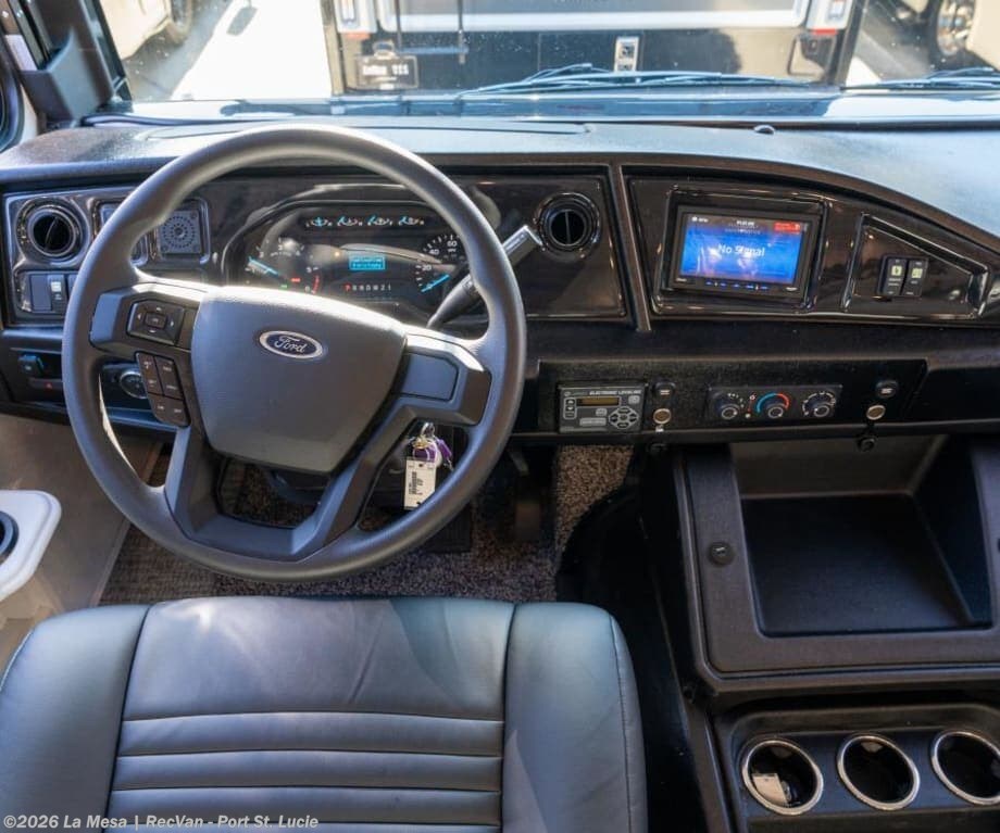 2026 Fleetwood Flair 32S - New Class A For Sale by La Mesa | RecVan - Port St. Lucie in Port St. Lucie, Florida
