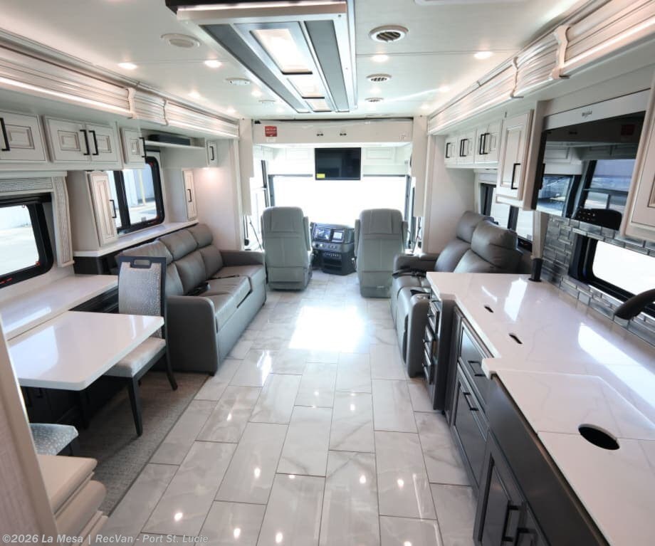 2027 Discovery LXE 40M-LXE by Fleetwood from La Mesa | RecVan - Port St. Lucie in Port St. Lucie, Florida
