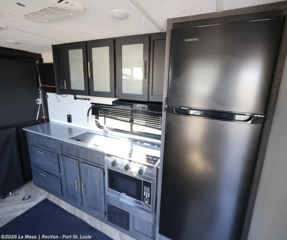 2022 Ozark 1900TH by Forest River from La Mesa | RecVan - Port St. Lucie in Port St. Lucie, Florida