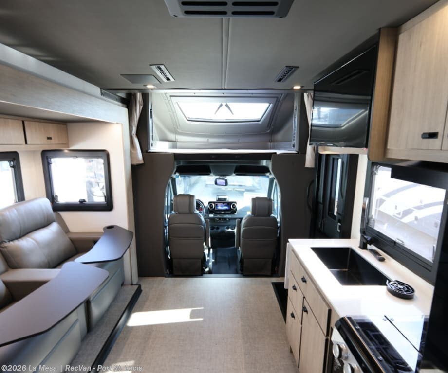 2027 Lineage Series M 25FW-FBP by Grand Design from La Mesa | RecVan - Port St. Lucie in Port St. Lucie, Florida