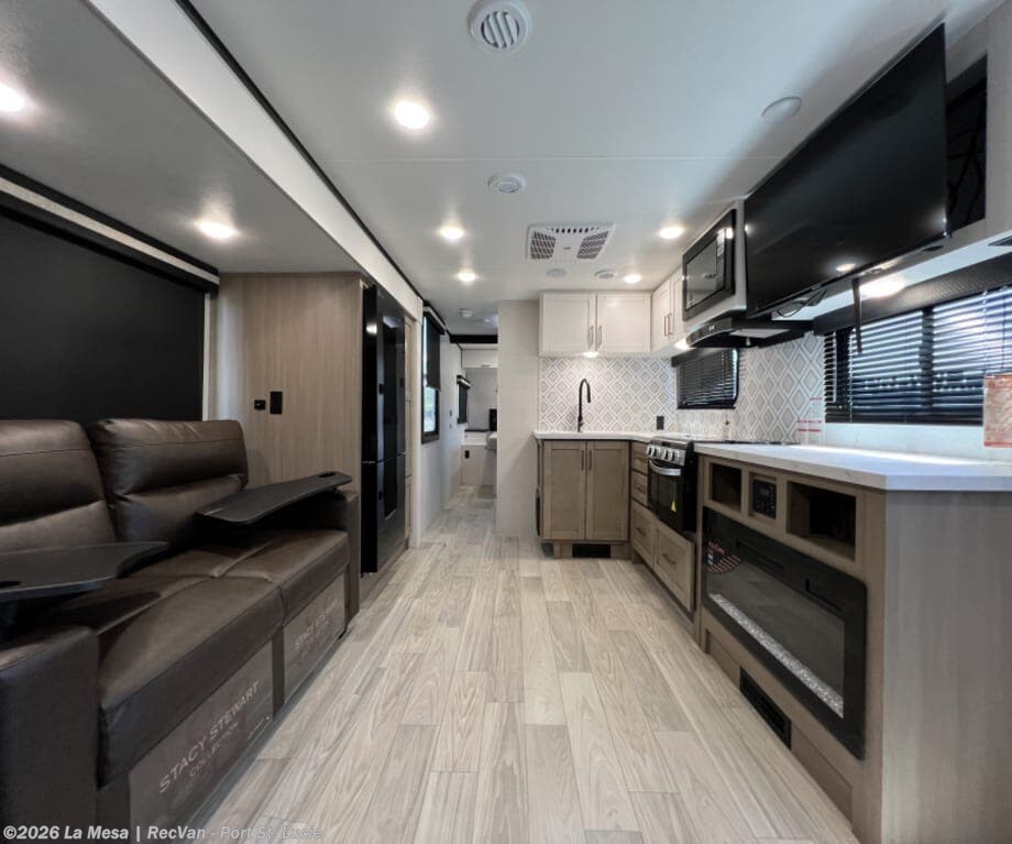 2026 Heartland North Trail 260MK - New Travel Trailer For Sale by La Mesa | RecVan - Port St. Lucie in Port St. Lucie, Florida