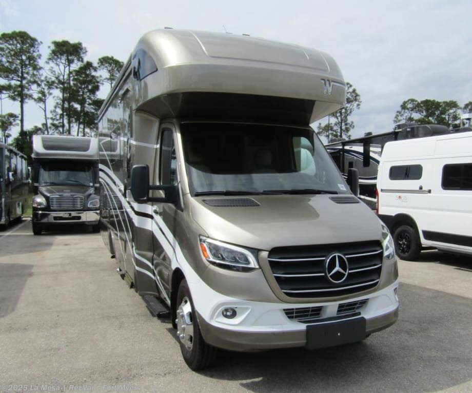 2022 Winnebago View 24D RV for Sale in Fort Myers, FL 33905 LT198713