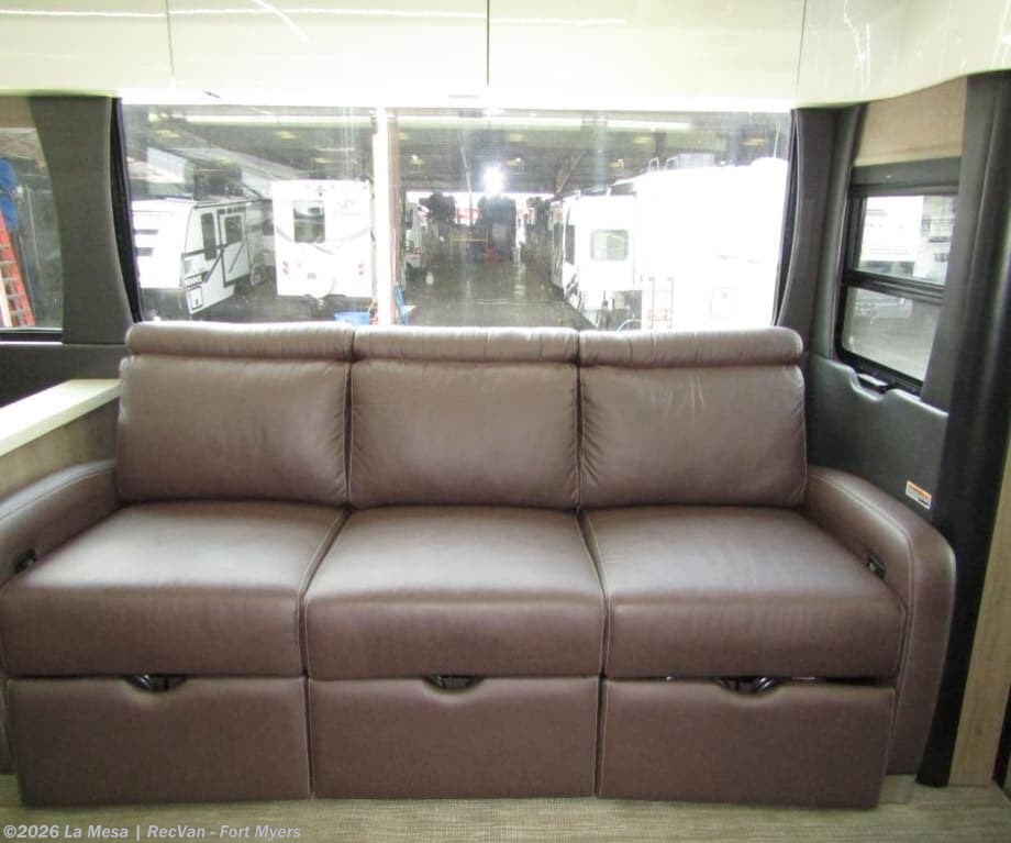 2020 Winnebago Horizon 40A RV for Sale in Fort Myers, FL 33905