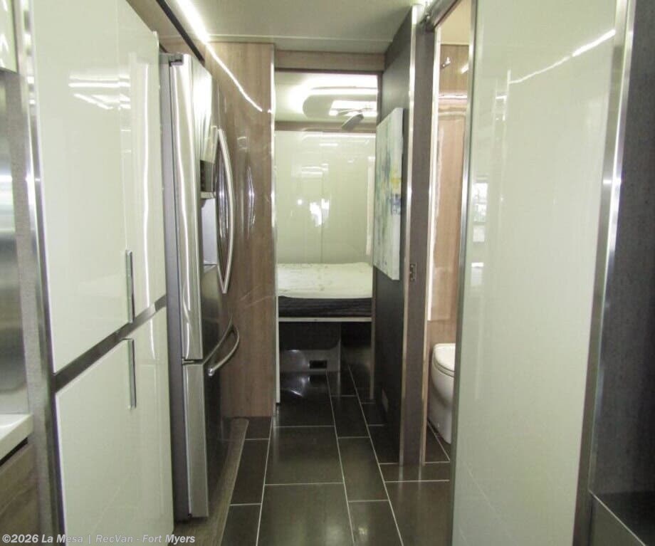 2020 Winnebago Horizon 40A RV for Sale in Fort Myers, FL 33905