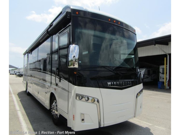 Used 2020 Winnebago Horizon 40A available in Fort Myers, Florida