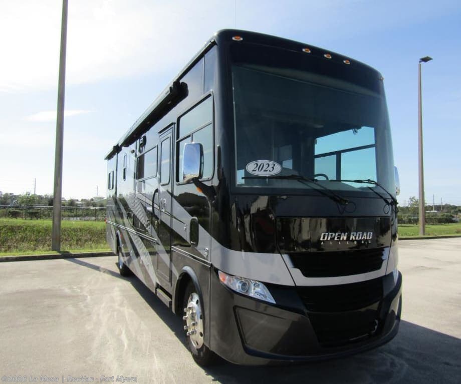 2023 Tiffin Allegro 32SA RV for Sale in Fort Myers, FL 33905 GP195681