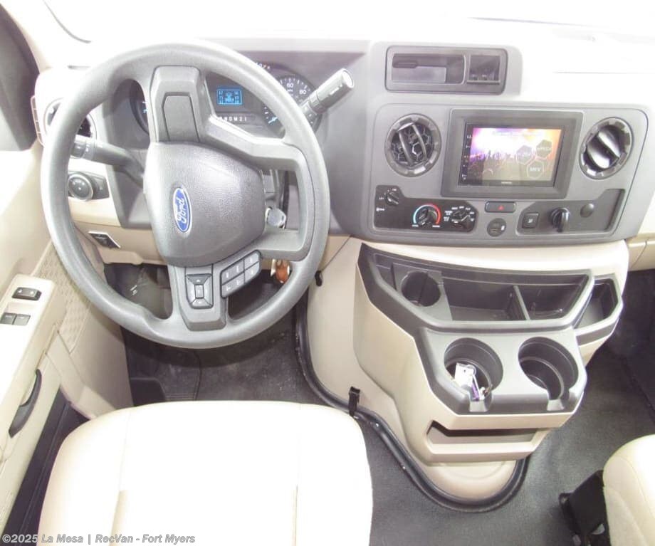 2022 Thor Motor Coach Chateau 25M - Used Class C For Sale by La Mesa | RecVan - Fort Myers in Fort Myers, Florida