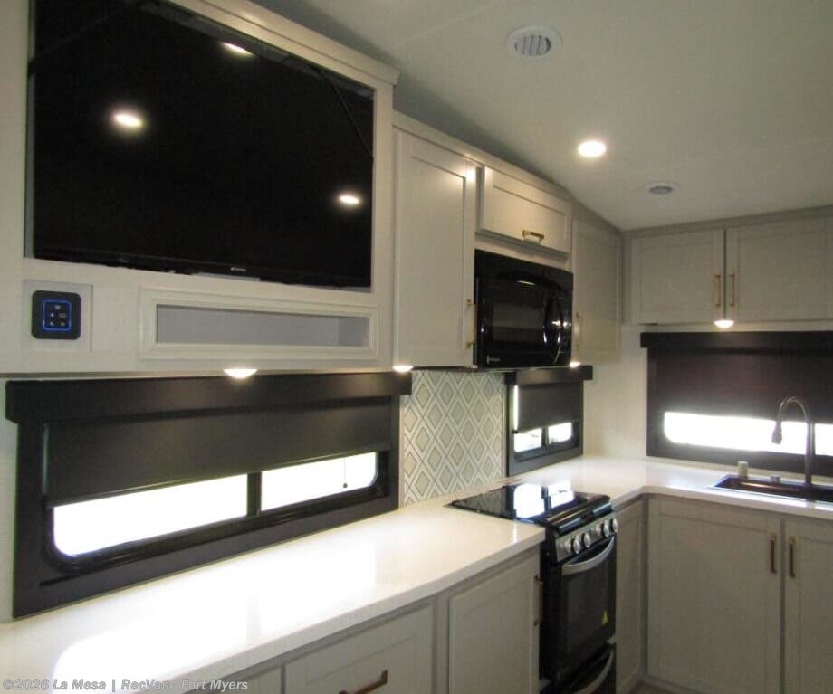 New 2026 Heartland Sundance 27MLOK available in Fort Myers, Florida