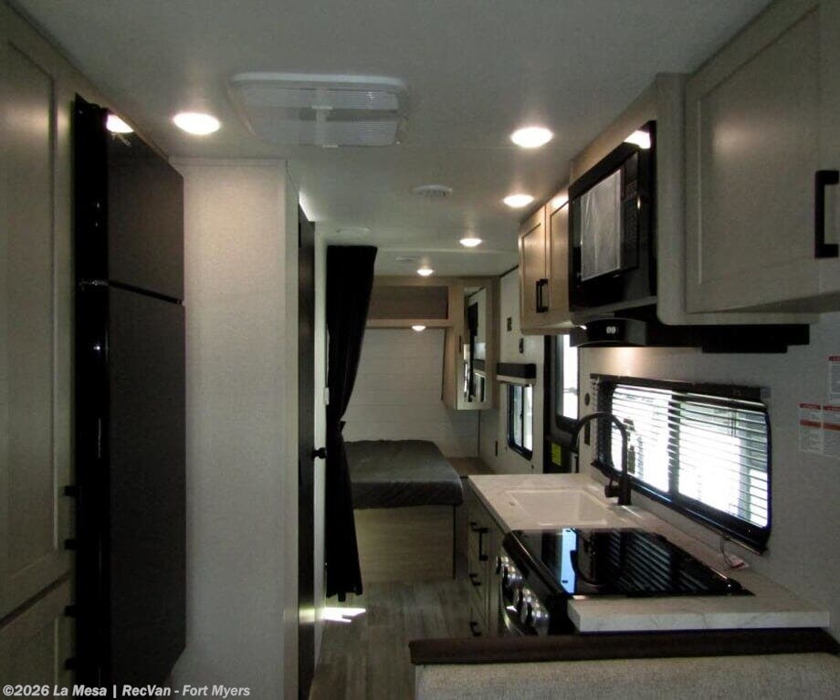 2026 Heartland Prowler 2100QB - New Travel Trailer For Sale by La Mesa | RecVan - Fort Myers in Fort Myers, Florida
