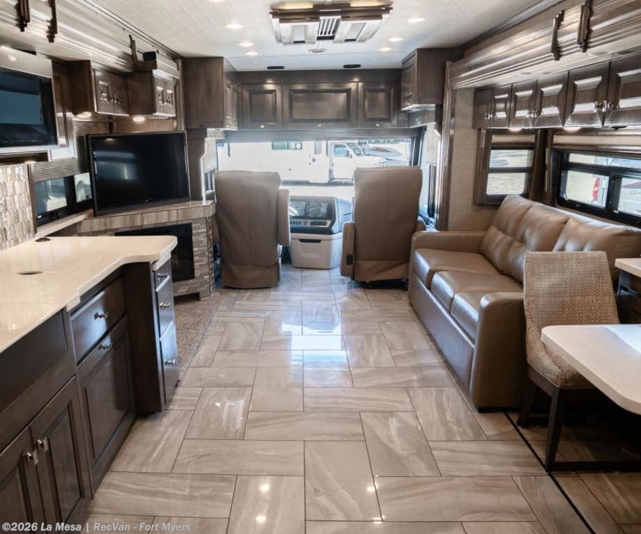 2021 AMERICAN TRADITION 42V by Fleetwood from La Mesa | RecVan - Fort Myers in Fort Myers, Florida