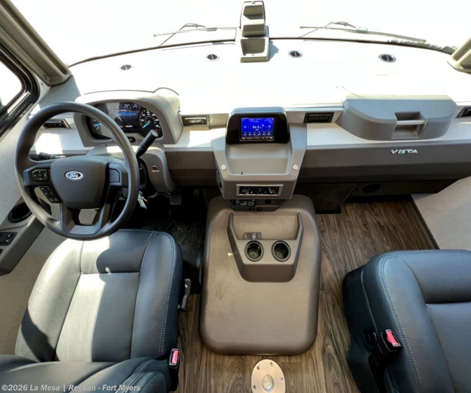 2025 Winnebago Vista 29NP - Used Class A For Sale by La Mesa | RecVan - Fort Myers in Fort Myers, Florida