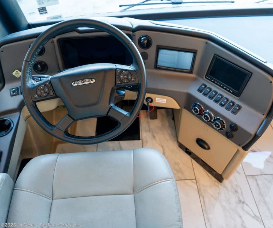 2024 Tiffin Allegro Red 33AA - Used Class A For Sale by La Mesa | RecVan - Fort Myers in Fort Myers, Florida