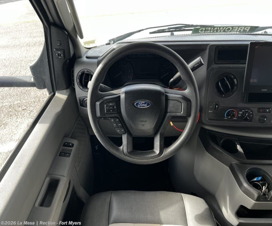 2025 Forest River Sunseeker 3010DSF - Used Class C For Sale by La Mesa | RecVan - Fort Myers in Fort Myers, Florida