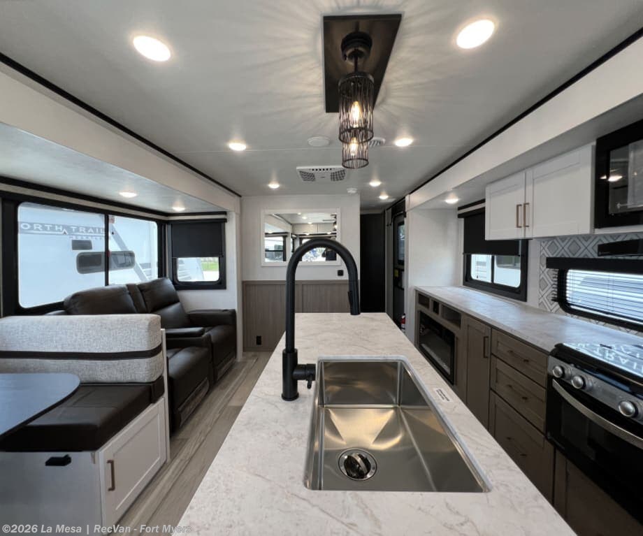 2026 Heartland North Trail 270CK - New Travel Trailer For Sale by La Mesa | RecVan - Fort Myers in Fort Myers, Florida