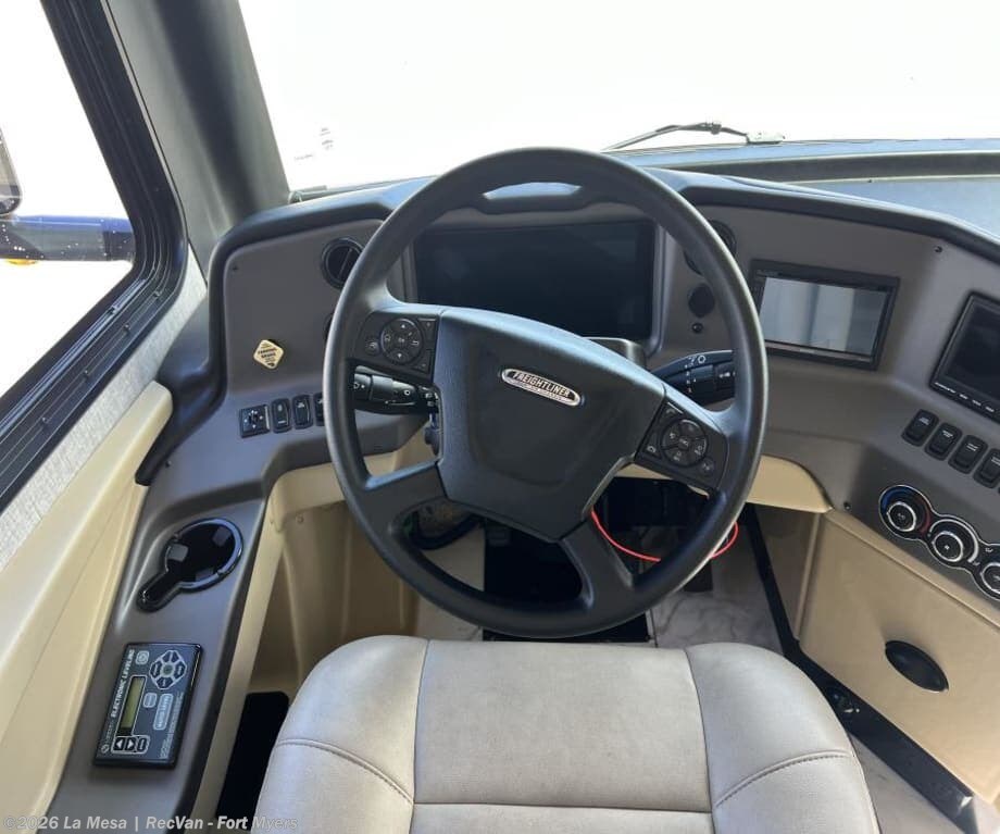 2025 Tiffin Allegro Red 33AA - Used Class A For Sale by La Mesa | RecVan - Fort Myers in Fort Myers, Florida