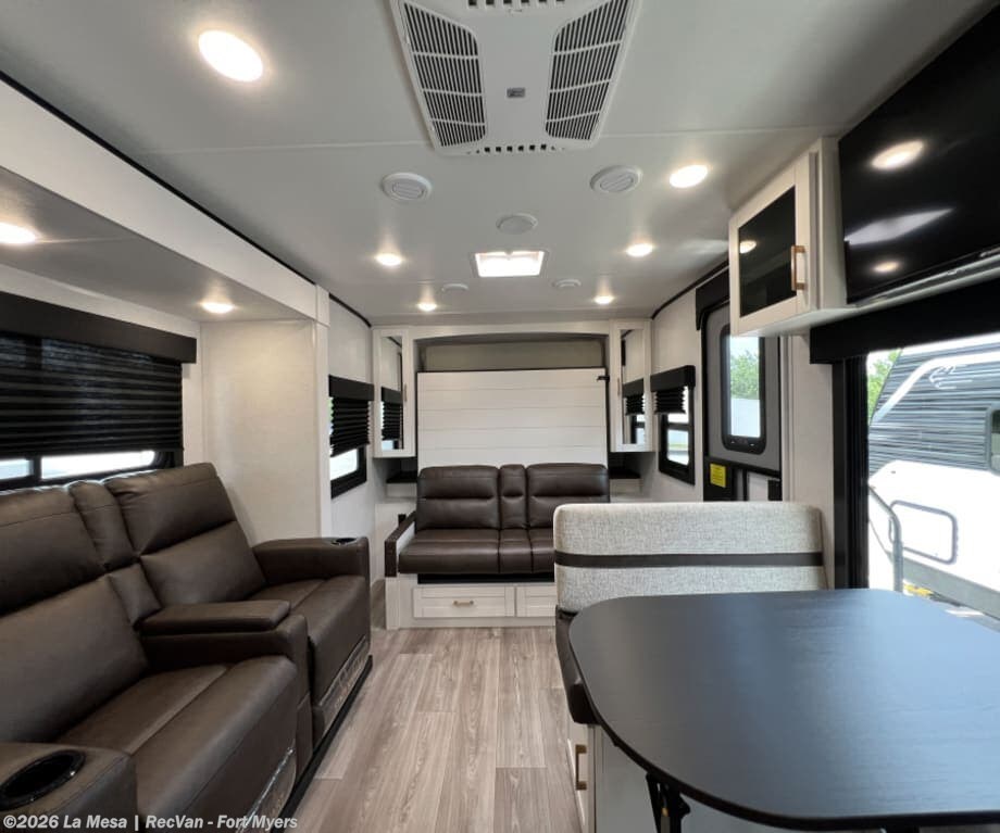 2027 Heartland North Trail 210MB - New Travel Trailer For Sale by La Mesa | RecVan - Fort Myers in Fort Myers, Florida
