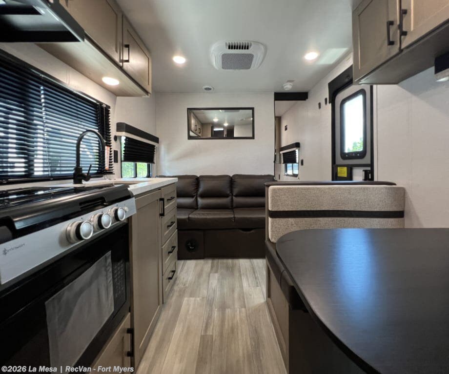 2027 Heartland Prowler 2600BH - New Travel Trailer For Sale by La Mesa | RecVan - Fort Myers in Fort Myers, Florida