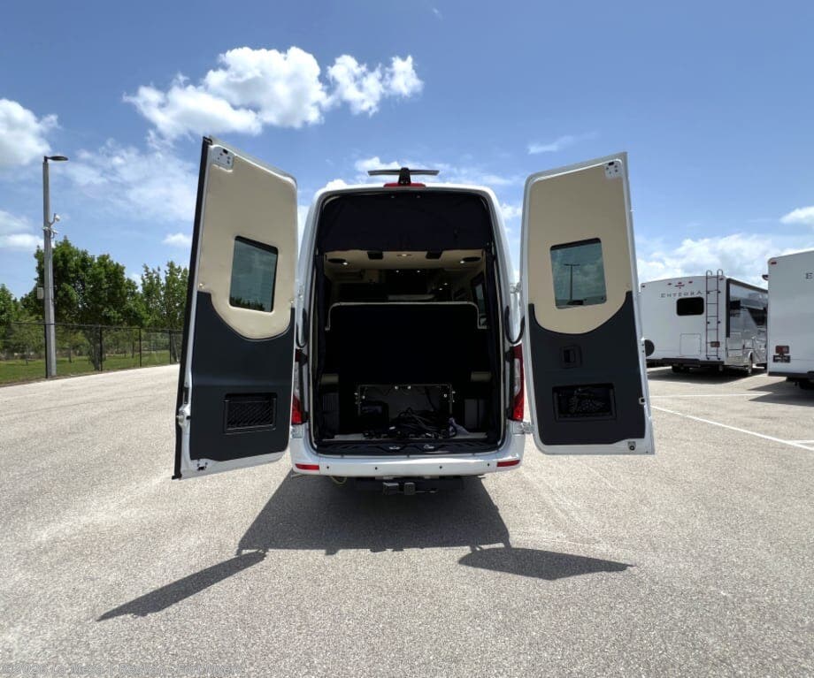 2026 Midwest Heritage MD2-HER-RWD - New Class B For Sale by La Mesa | RecVan - Fort Myers in Fort Myers, Florida
