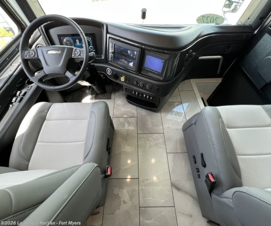 2027 Fleetwood Discovery LXE 44S-LXE - New Class A For Sale by La Mesa | RecVan - Fort Myers in Fort Myers, Florida