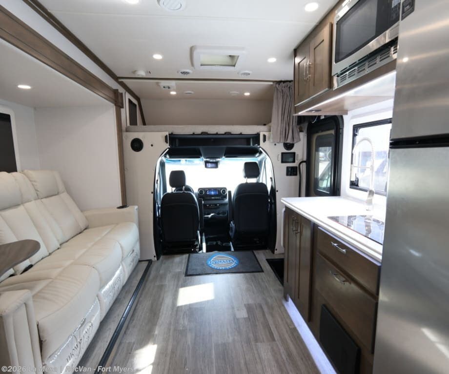 2024 ISATA 3 24FWSFX by Dynamax Corp from La Mesa | RecVan - Fort Myers in Fort Myers, Florida