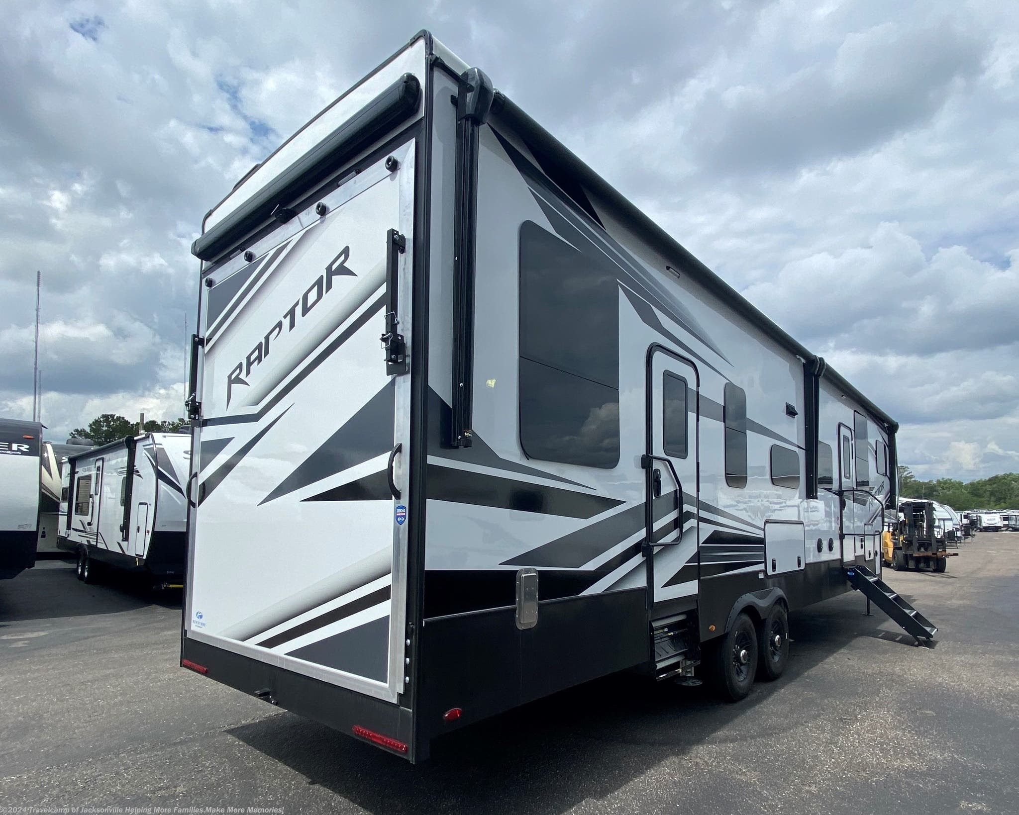 2022 Keystone Raptor 362 RV for Sale in Jacksonville, FL 32216