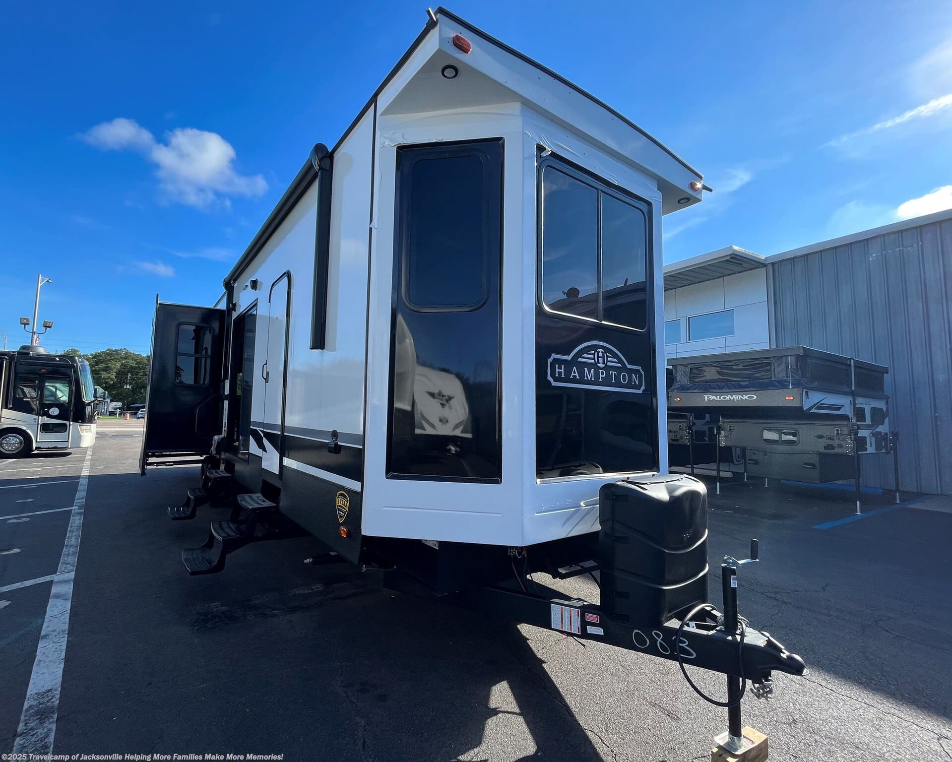 2023 CrossRoads Hampton 380RKS RV for Sale in Jacksonville, FL 32216