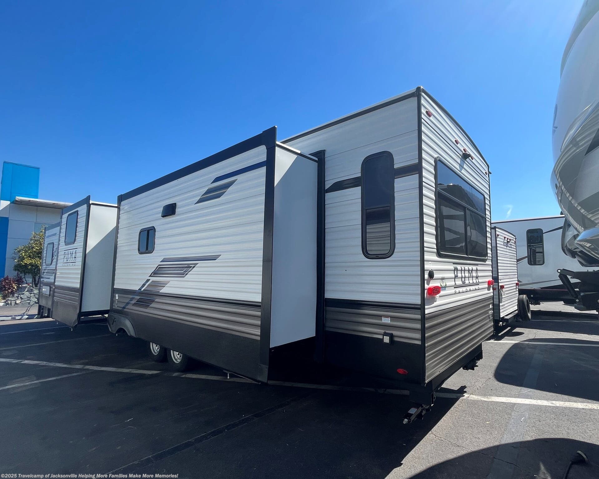 2023 Palomino Puma 38RLB RV for Sale in Jacksonville, FL 32216
