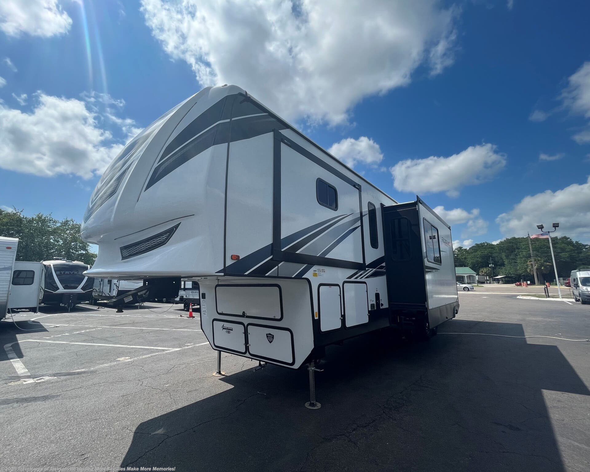 2022 Forest River Vengeance Rogue 371 RV for Sale in Jacksonville, FL ...