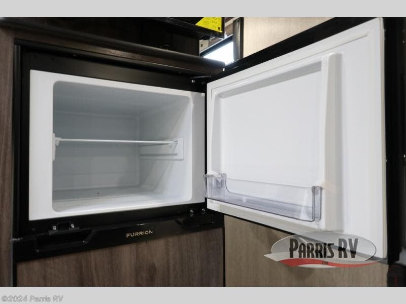 RV Refrigerator Management Tip – Winning the Turf Wars!