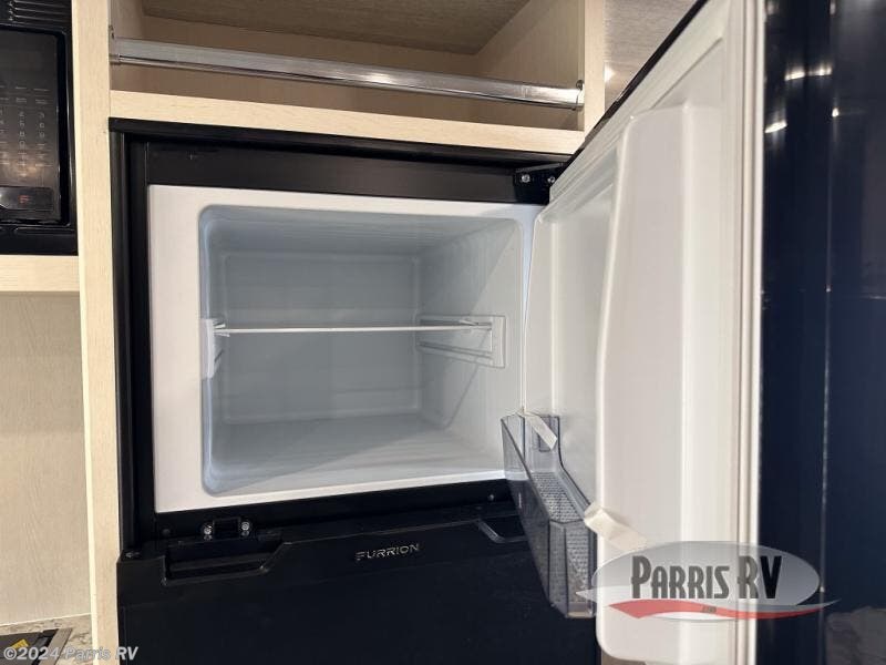 RV Refrigerator Management Tip – Winning the Turf Wars!