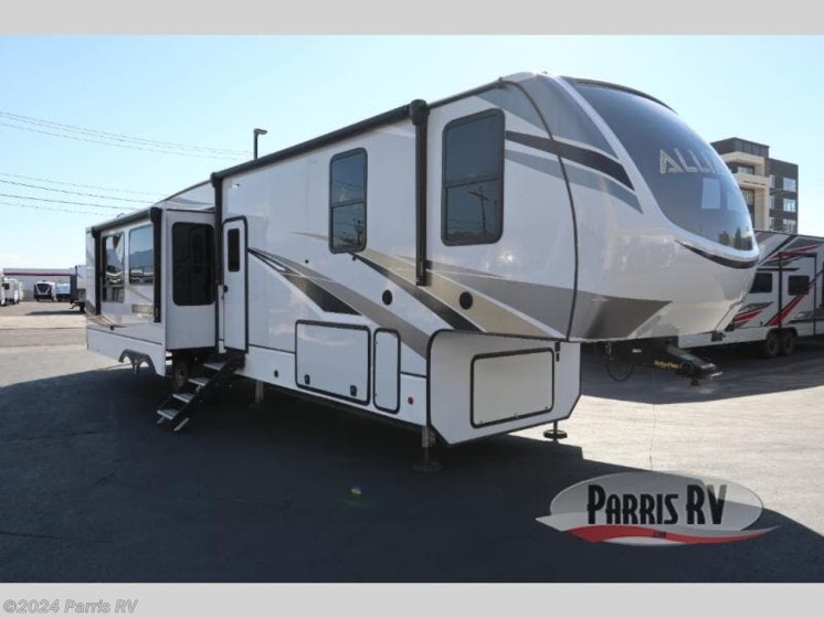 Used 2021 Alliance RV Paradigm 372RK available in Murray, Utah