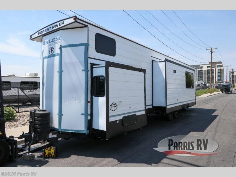 2026 Salem Grand Villa 42ICE by Forest River from Parris RV in Murray, Utah