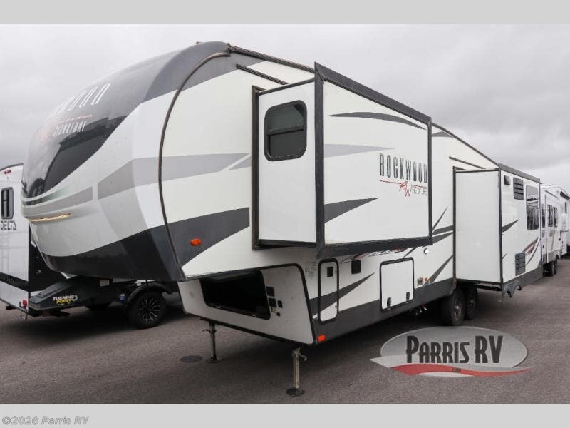 2022 Rockwood Signature Ultra Lite 8288SB by Forest River from Parris RV in Murray, Utah
