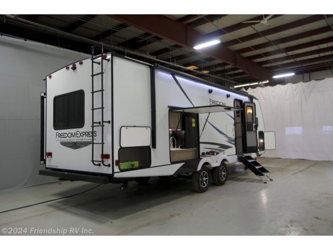 2022 Coachmen Freedom Express Ultra Lite 259FKDS - New Travel Trailer For Sale by Friendship RV Inc. in Friendship, Wisconsin