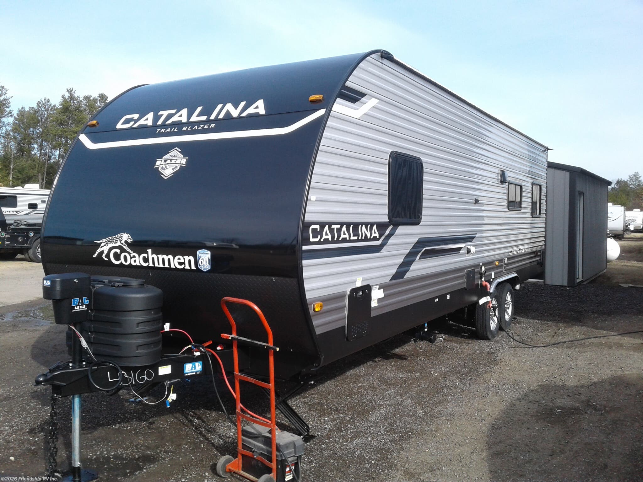Coachline Trailker Make an Offer Locate Dealer Email to Friend