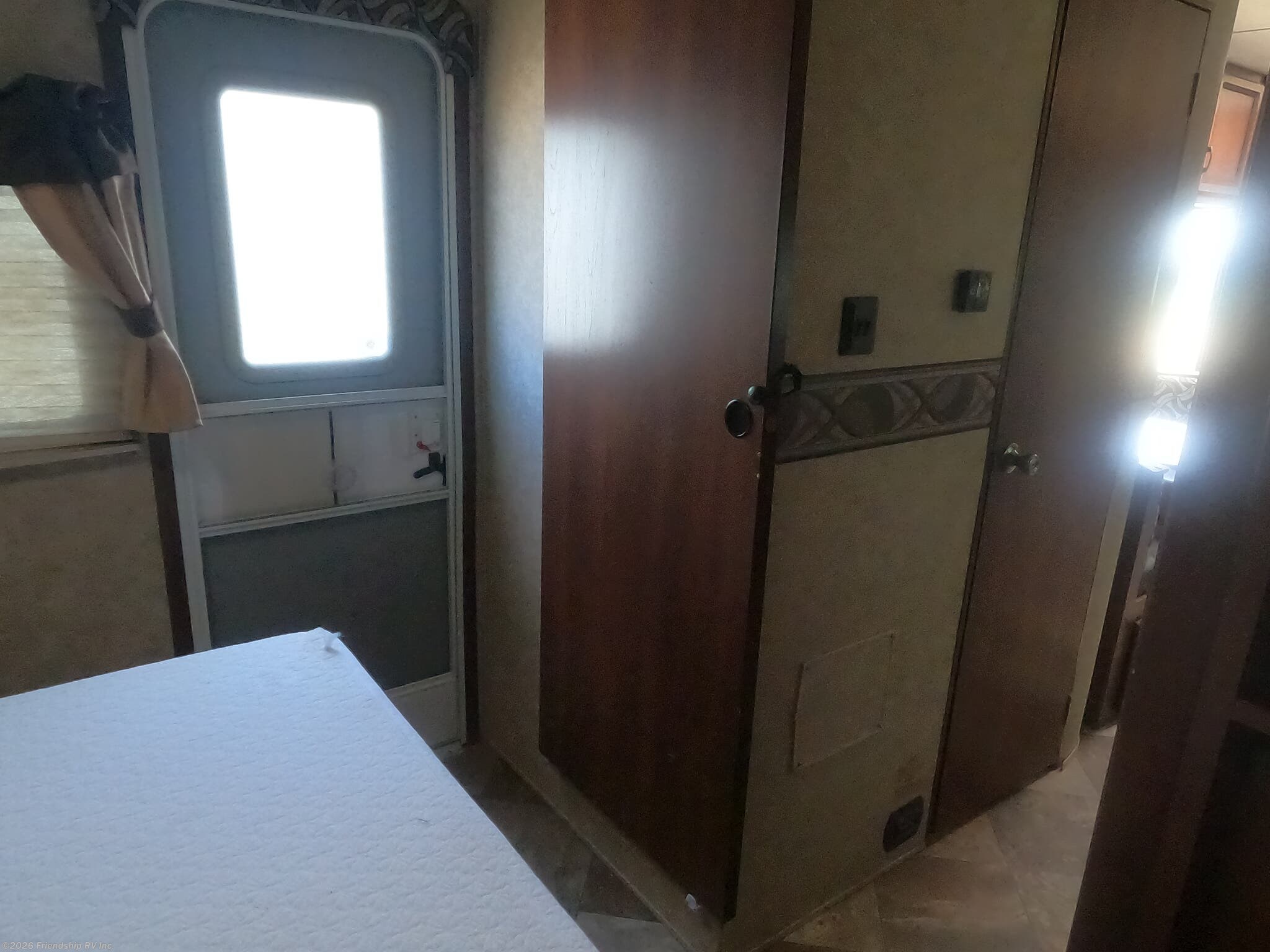 Used 2013 CrossRoads Zinger ZT25SB available in Friendship, Wisconsin
