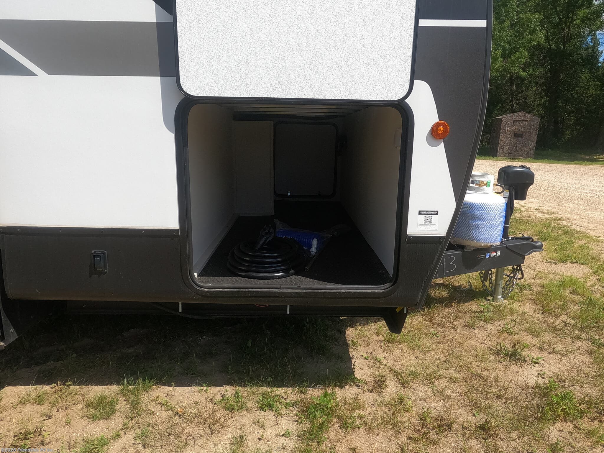 2026 Prime Time Tracer 275BH - New Travel Trailer For Sale by Friendship RV Inc. in Friendship, Wisconsin features Black Tank Flush, PVC Roof, Smart TV, Dryer, Shower