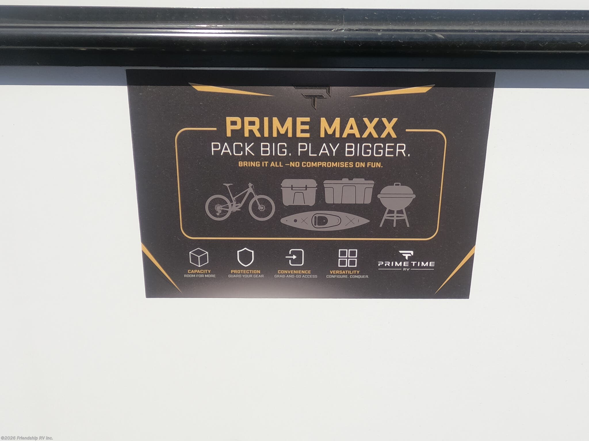 2026 Prime Time Tracer 295DB - New Travel Trailer For Sale by Friendship RV Inc. in Friendship, Wisconsin features Furnace, Smart TV, TV Antenna, Skylight, Air Conditioning