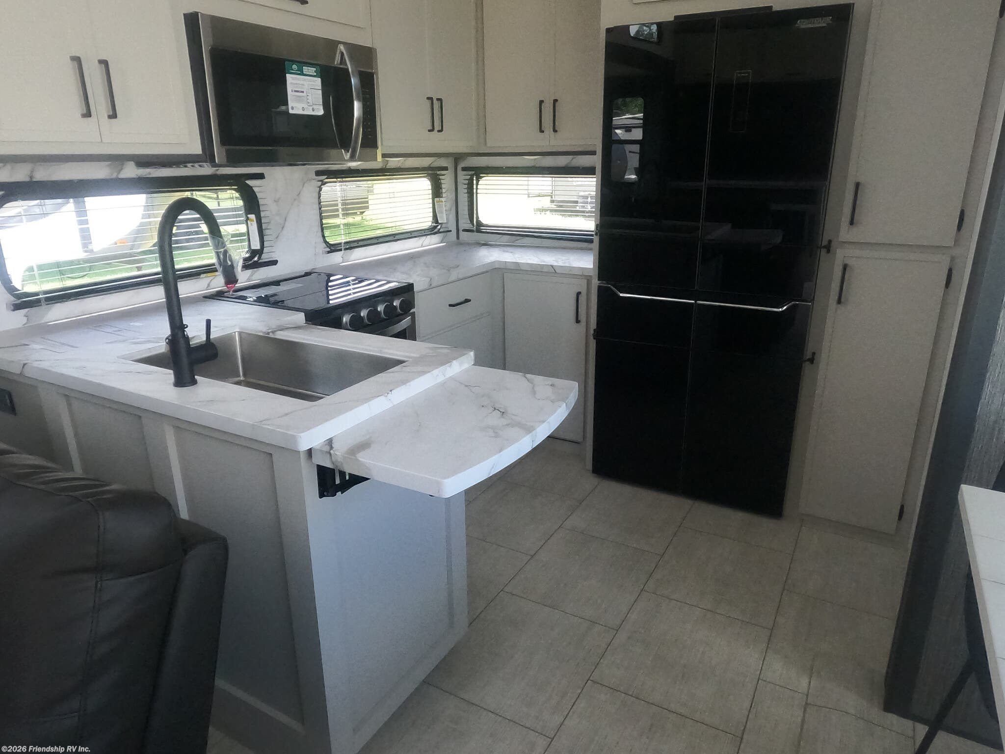 New 2027 Prime Time LaCrosse 39FK available in Friendship, Wisconsin