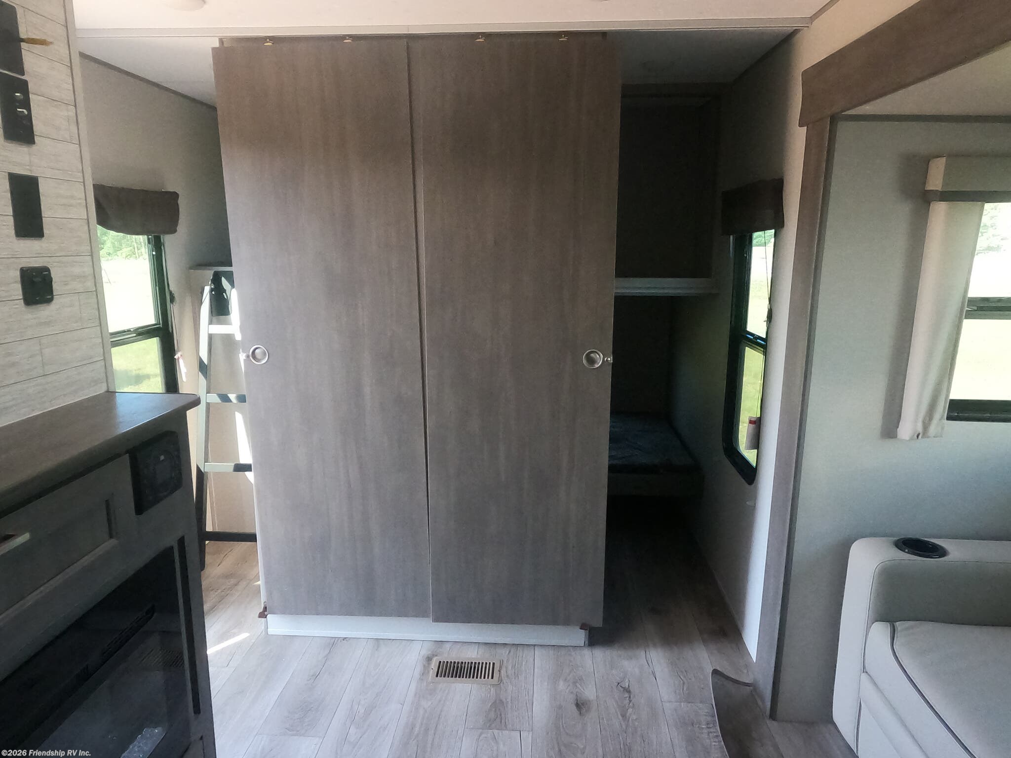 2026 Catalina Legacy Edition 333DORM by Coachmen from Friendship RV Inc. in Friendship, Wisconsin
