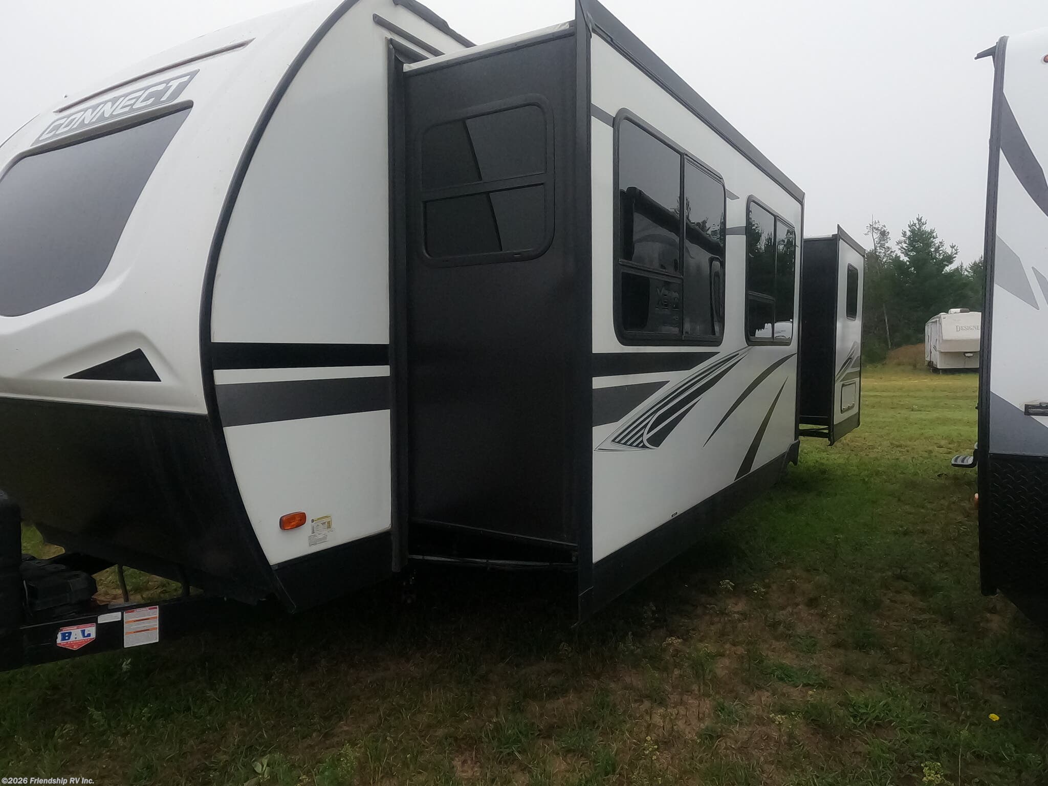 2021 K-Z Connect C272FK - Used Travel Trailer For Sale by Friendship RV Inc. in Friendship, Wisconsin features 50 Amp Service, TV Antenna, Hitch, Furnace, Awning