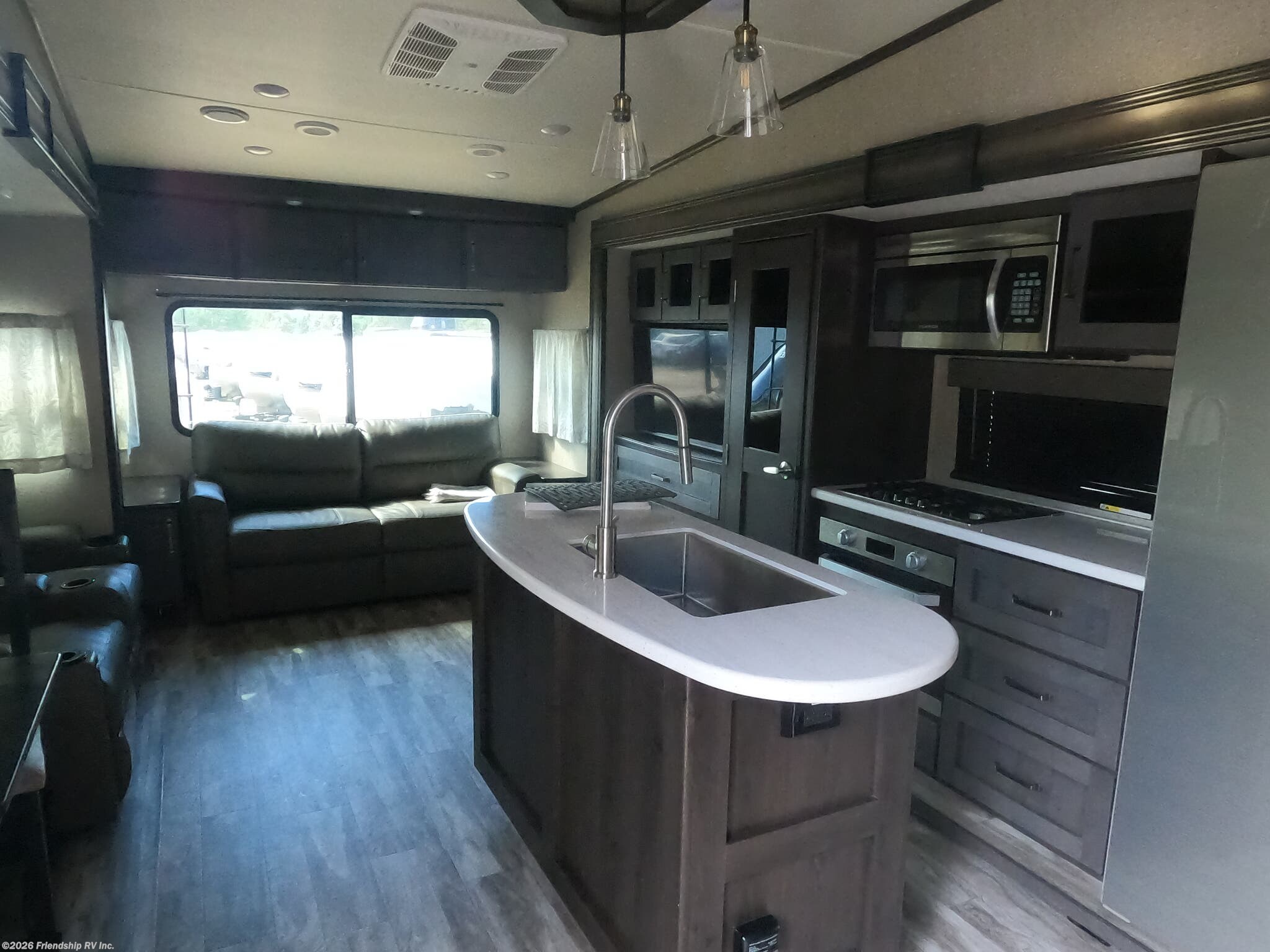 2022 Grand Design Reflection 337RLS - Used Fifth Wheel For Sale by Friendship RV Inc. in Friendship, Wisconsin features Non-Smoking Unit, Fireplace, TV, LP Detector, Fire Extinguisher