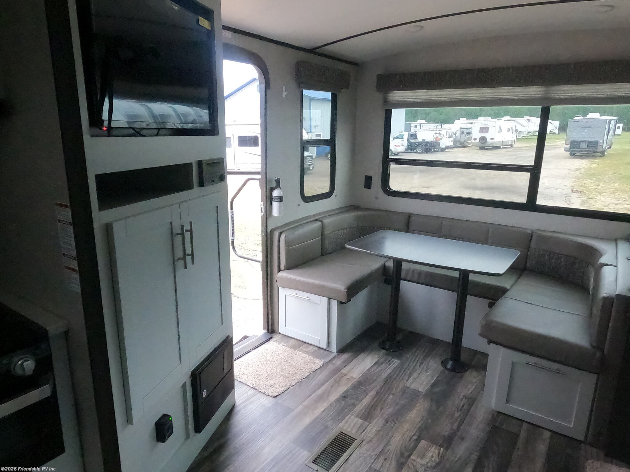2020 Bullet Premier 26UDPR by Keystone from Friendship RV Inc. in Friendship, Wisconsin