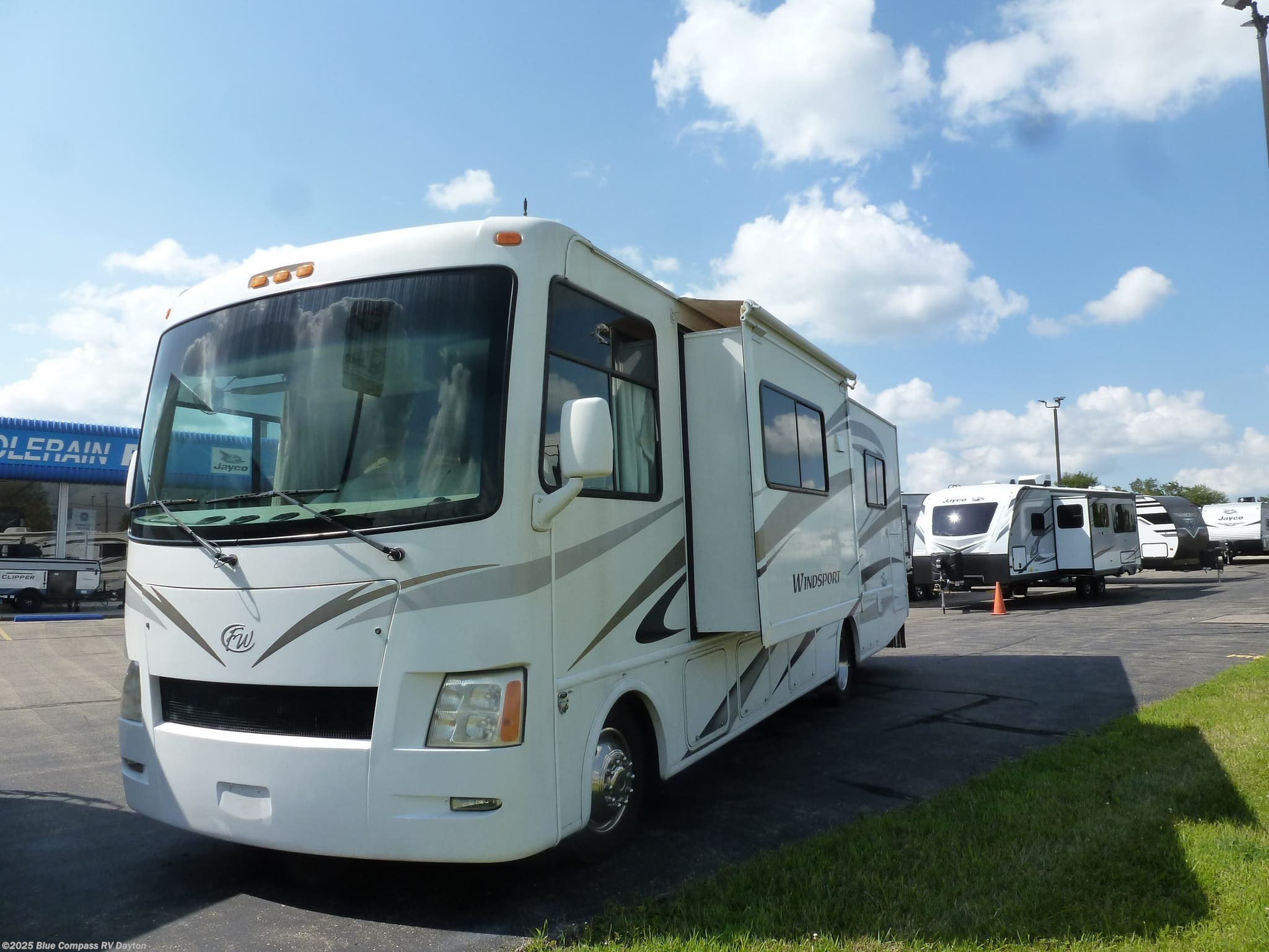 2011 Thor Motor Coach Windsport 31D RV for Sale in Dayton, OH 45344