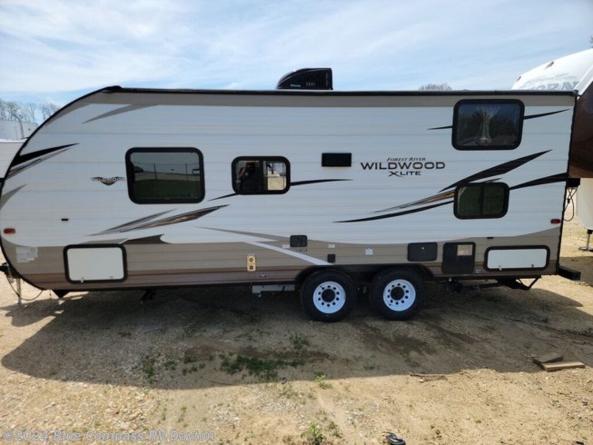 2019 Wildwood X-Lite 201BHXL by Forest River from Blue Compass RV Dayton in New Carlisle, Ohio