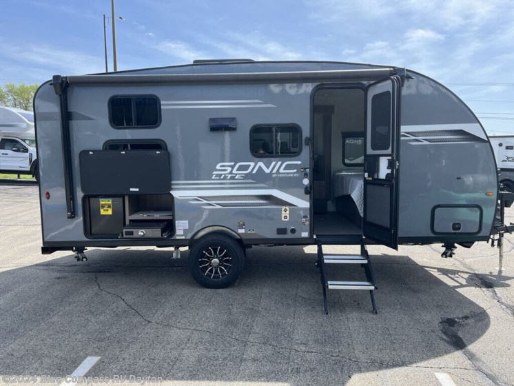 New 2024 Venture RV Sonic Lite SL169VUD available in New Carlisle, Ohio