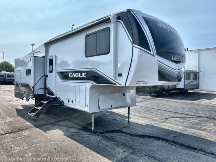 New 2024 Jayco Eagle HT 28CRT available in New Carlisle, Ohio