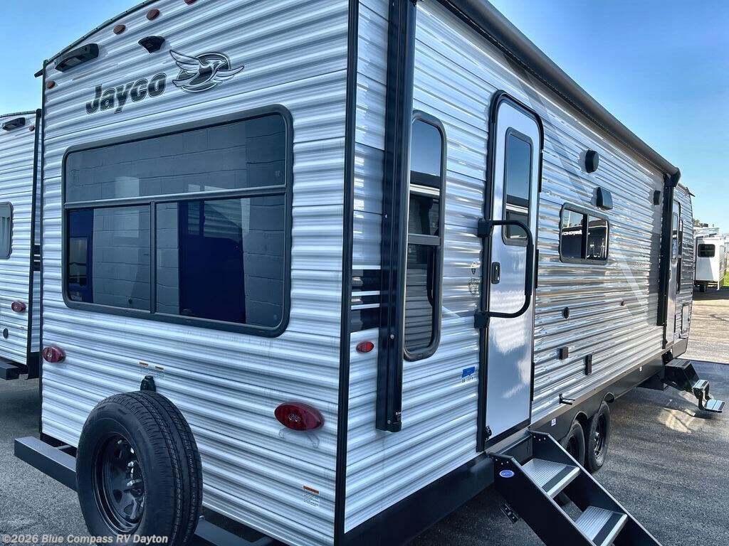 New 2026 Jayco Jay Flight SLX 262RLS available in New Carlisle, Ohio